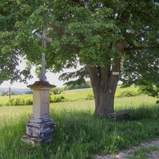 Kříž jižně od Kladek na polním rozcestí