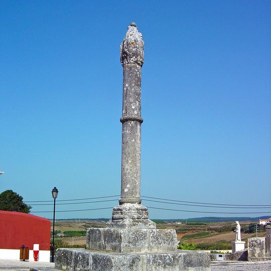 Pelourinho de Atouguia da Baleia