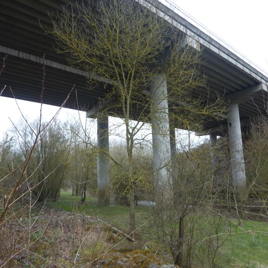Viaduc sur la Romme