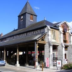 Vieille halle de Bracieux