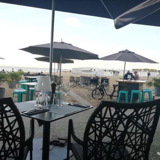 QG Beach