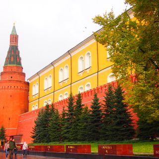 Uglovaya Arsenalnaya Tower