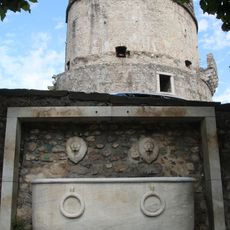 Fontana dei Leoni