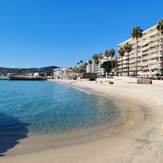 Plage de la promenade du soleil