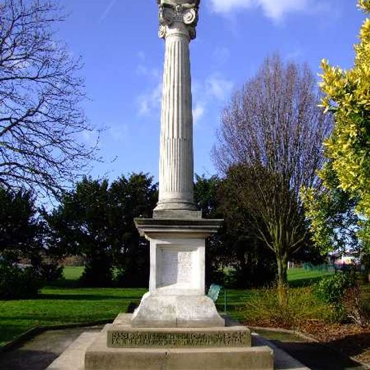 Hadleigh War Memorial