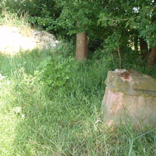 Pamětní kříž v Neprobylicích u Kaštic