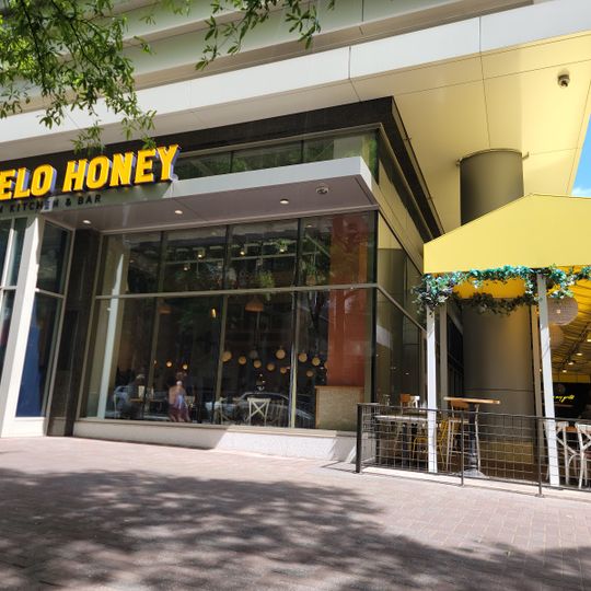 Tupelo Honey Southern Kitchen & Bar