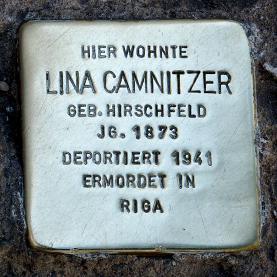 Stolperstein en memoria de Lina Camnitzer