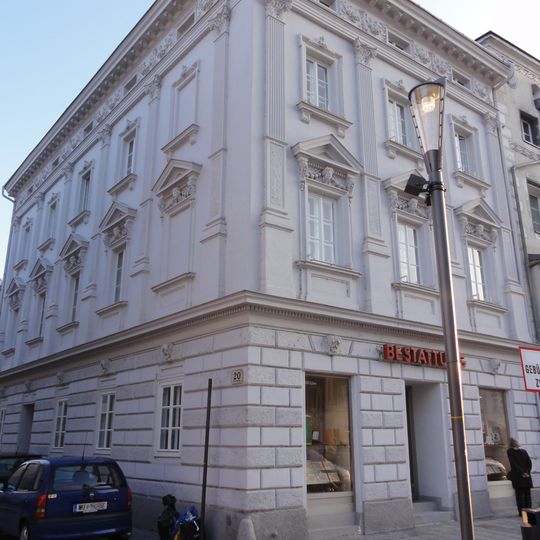 Bürgerhaus, Bestattung der Stadt Wels