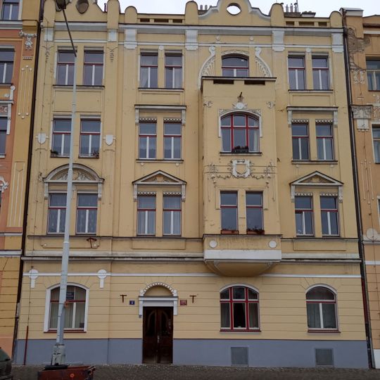 Ortenovo náměstí 2