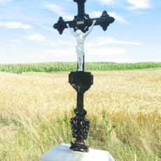Wayside cross