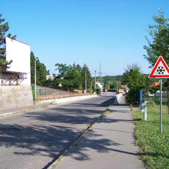 Bridge of Na svěcence street over Olomoucká street