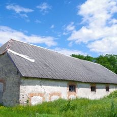 Hagudi manor granary