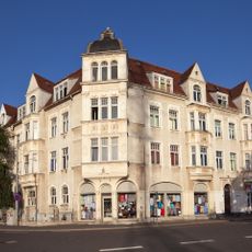 Wohn- und Geschäftshaus Roter Weg 2