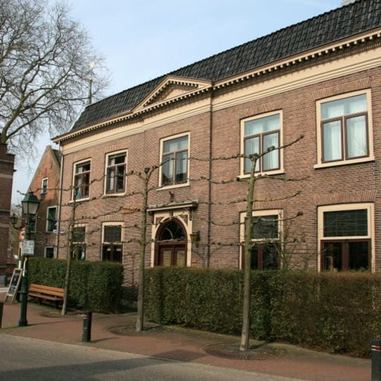Dorpsplein 1, Meerkerk