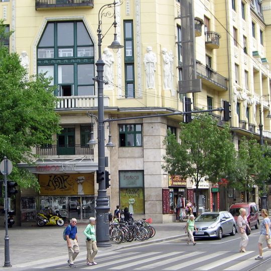 Belvárosi Színház