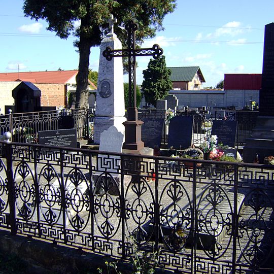 Roman Catholic cemetery in Jeżów