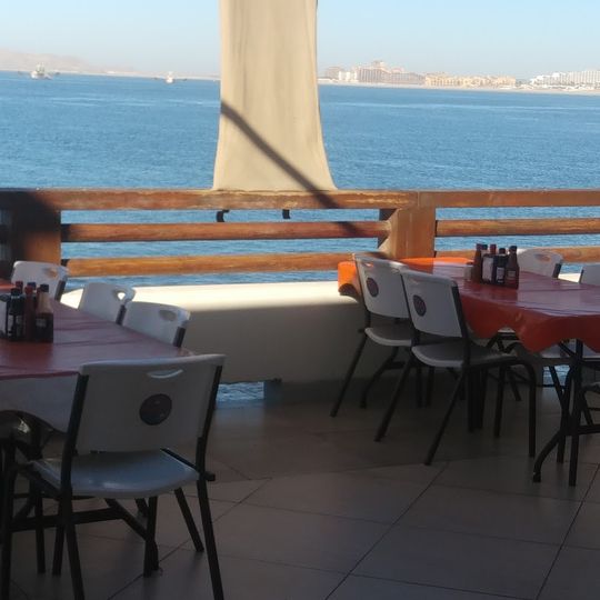 Aquí Es Con Flavio