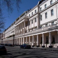 83–102 Eaton Square