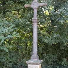 Croix du Château de Longes