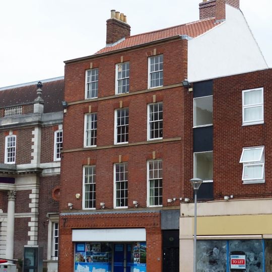 5 and 7, Market Place