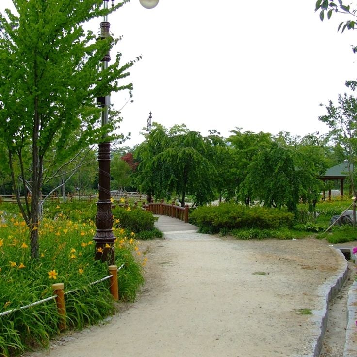 Hanbat Arboretum