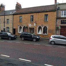 5 And 7, Bondgate Within