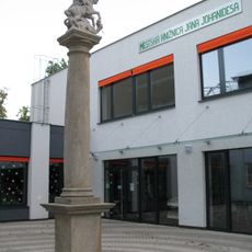 Stĺp so sochou sv. Juraja, socha