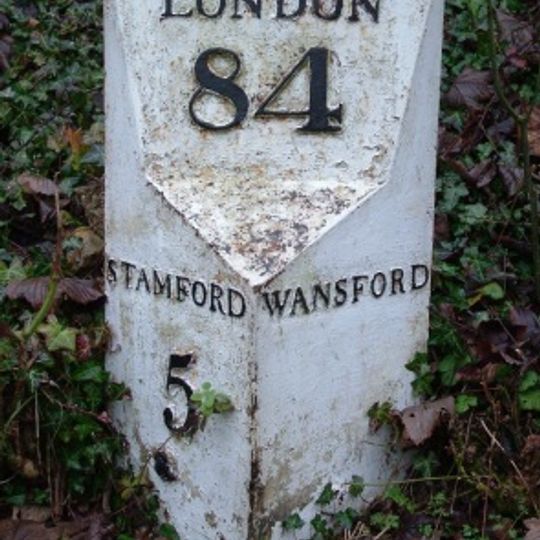 Milepost, Old North Road at jct with A1 and A47