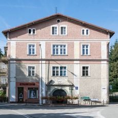 D. dom cechu sukienników, ob. dom mieszkalny