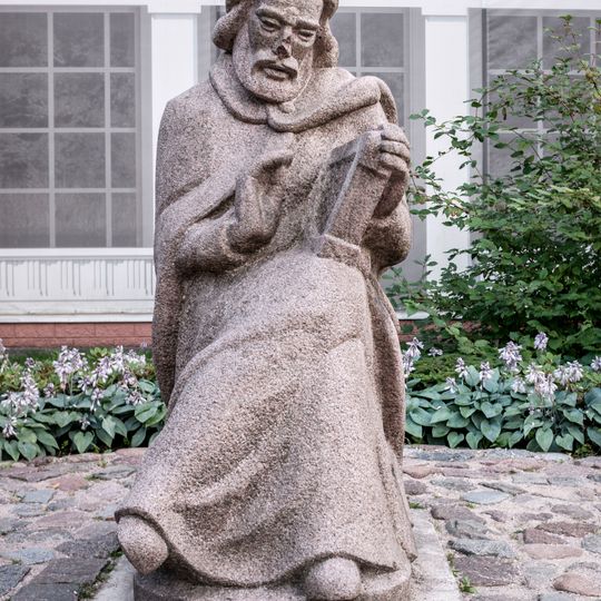 Памятник Вальтеру фон дер Фогельвейде , поэту-мениензингеру