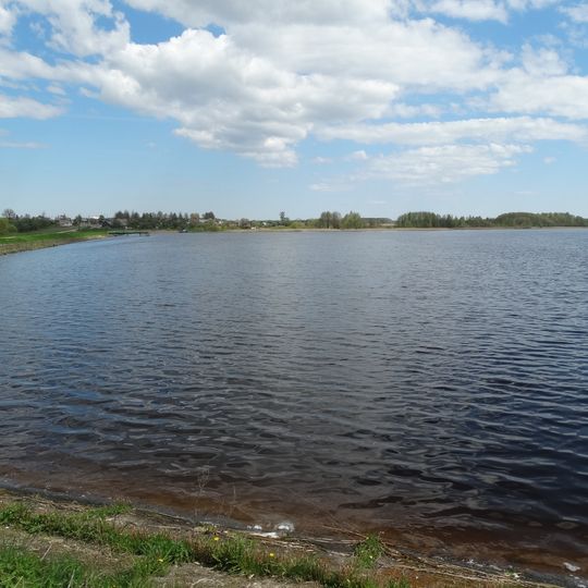 Padvarionių tvenkinys