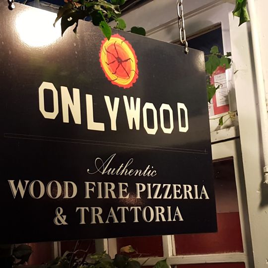 Onlywood Pizzeria Trattoria