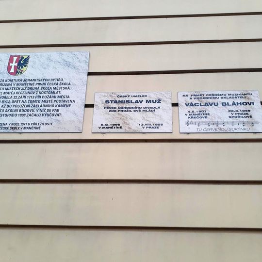 Pamětní deska Stanislava Muže v Manětíně