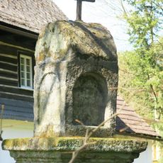 Boží muka u domu 39 v Provodíně