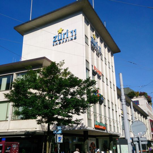 Warenhaus Jelmoli, Ohmstrasse