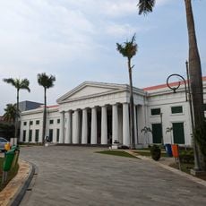 Fine Art and Ceramic Museum