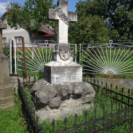 Pomníky Oscara Beckerse a Oscara Stelznera padlých v bitvě 1866 v zatáčce silnice v Chlumu