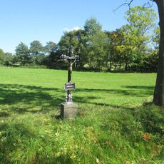 Kříž západně od Jistebnice nedaleko rozcestí