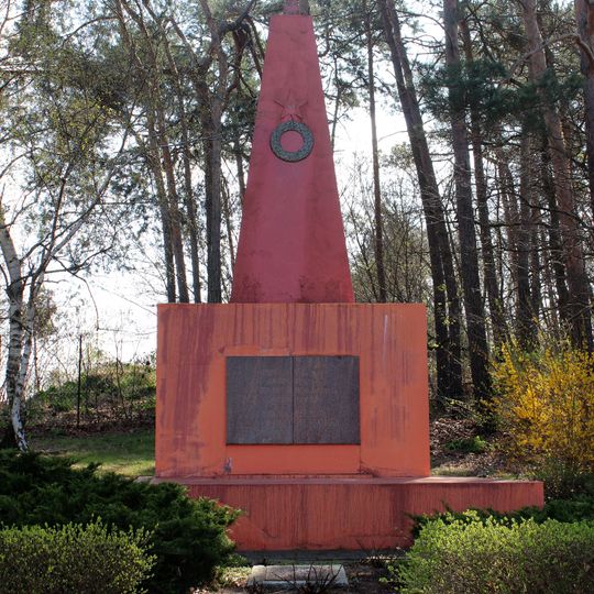 Sowjetisches Ehrenmal Wülknitzer Straße 41