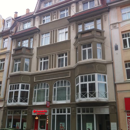 Wohn- und Geschäftshaus Karl-Marx-Straße 7