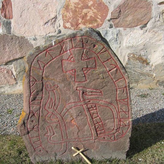 Upplands runinskrifter 49