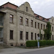 Universitätsstraße 42