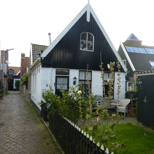 Hoekpandje met houten voorschot