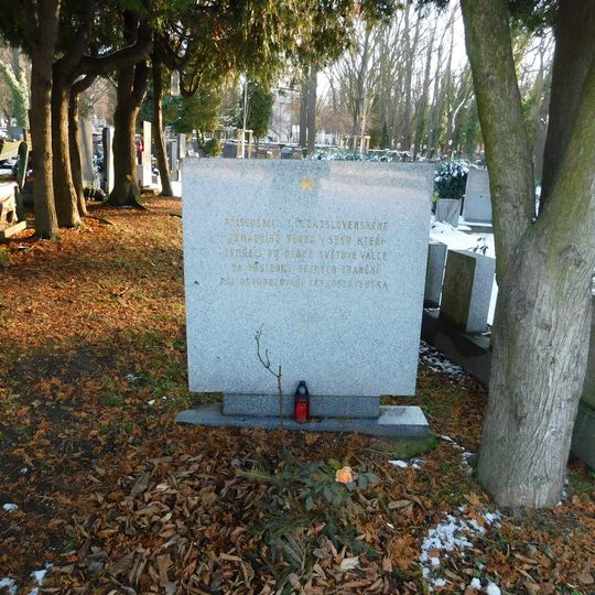 Pomník příslušníkům 1. československého armádního sboru v SSSR na Olšanech