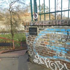 Pamětní deska Jaroslava Cicvárka v Goetheho ulici v Bubenči