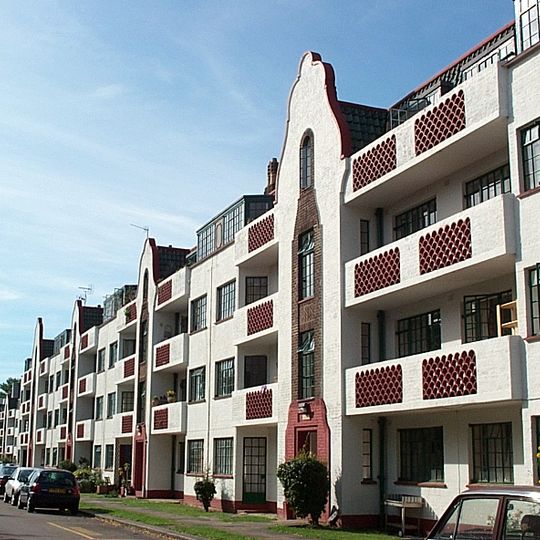 73-96, Ealing Village