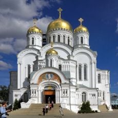 Serafimo-Divejevskij monastyr‘