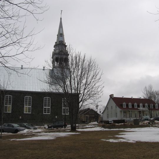 Église et presbytère de Saint-Jean-Chrysostome