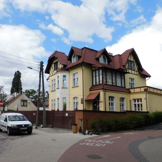 Dom przy ulicy Pułaskiego 2